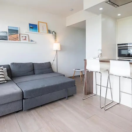 Amazing With Incredible Views אוסטנדה